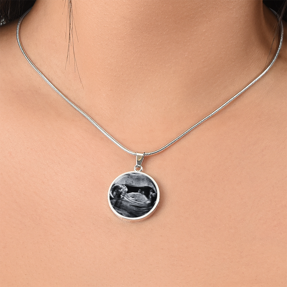 Ultrasound Necklace Sonogram, Circle Pendant Necklace for New Mom, Baby Announcement Present, Mother's Day Gift