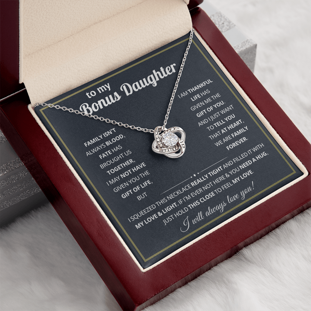 To My Bonus Daughter - Life Gave Me the Gift of You - Love Knot Necklace